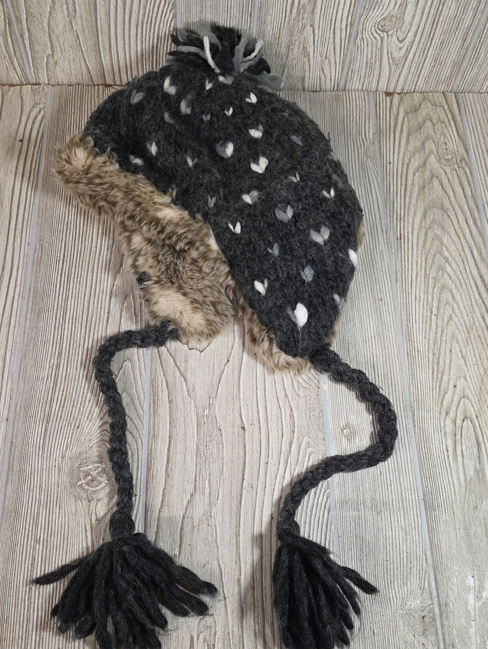 American EAgle Outfitters Knit Winter Hat With Faux Fur Lining Side Braids